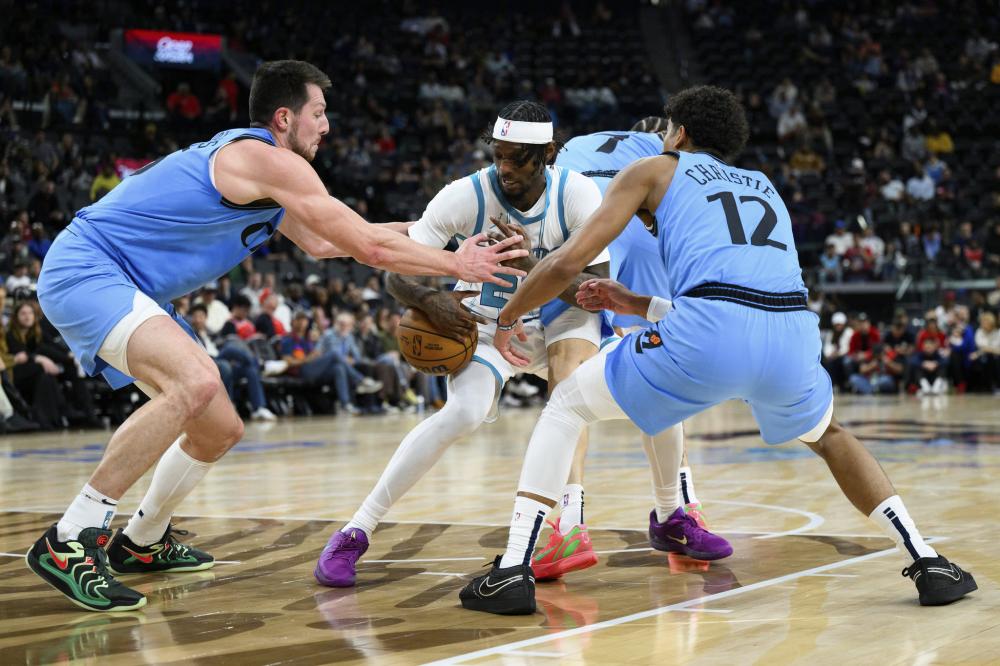 更是对未来 更是对未来