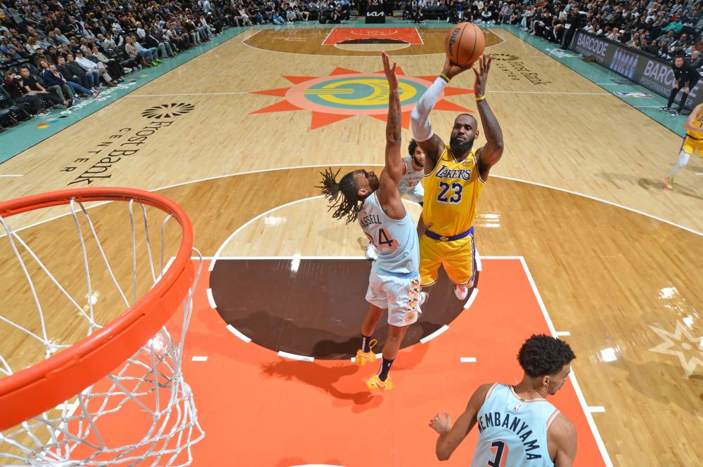 他不仅是一 他不仅是一